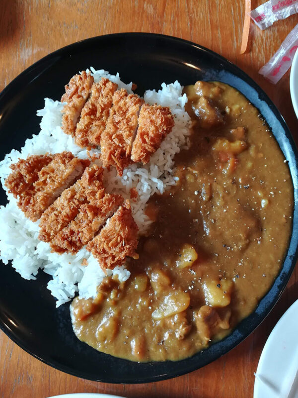 ข้าวแกงกะหรี่ร้านแบล็คสมิธ