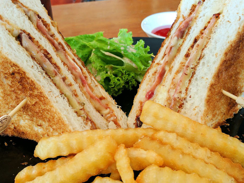 เมนูทานเล่น ร้านแบล็คสมิธ