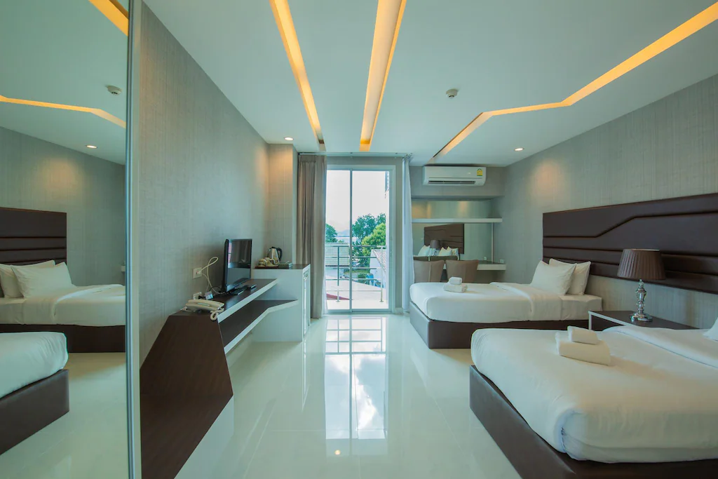 รูปเตียงคู่ของ Phuglong Hotel