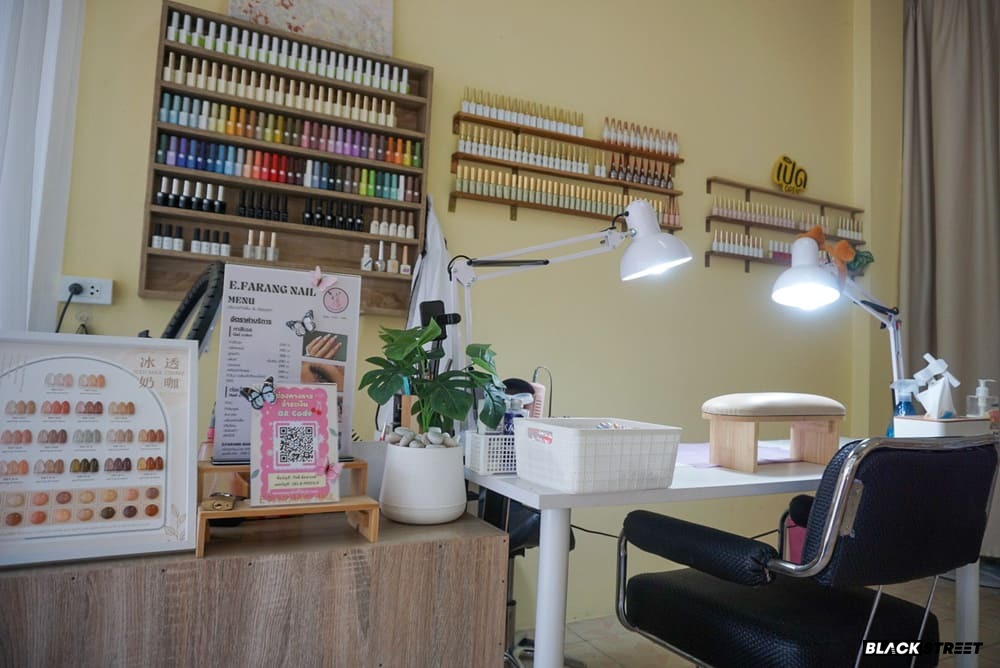 โต๊ะทำเล็บของทางร้านภาพที่ 3