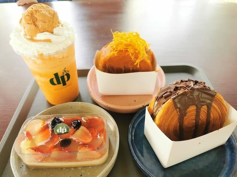 เมนูเครื่องดื่มและของหวานร้าน D•presso cafe
