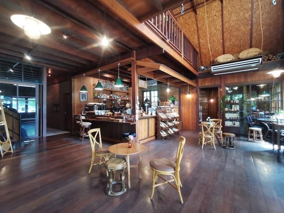 ภายในร้าน Lifehouse Cafe & Kitchen