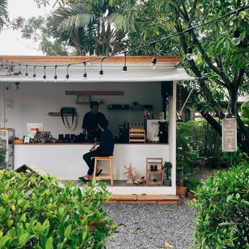 Sleepless slowbar Coffee ร้านคาเฟ่แปดริ้ว