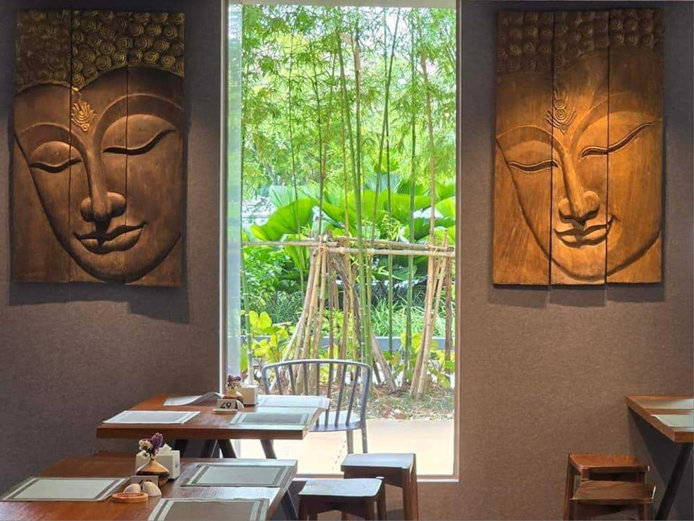 ที่นั่งสำหรับรับประทานอาหารใน Travelodge Nimman Chiang Mai