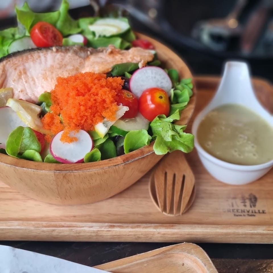 เมนูอาหารของร้านกรีนวิลล์ ฟาร์มคาเฟ่บางคล้า