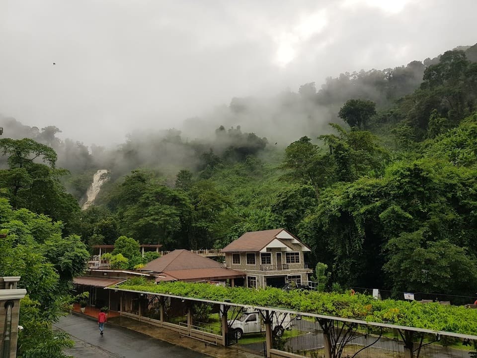 อากาศตอนเช้า หลังฝนตก Namtok Sarika Resotel