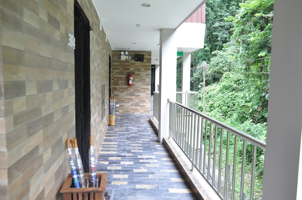 เงียบสงบสุดๆ Namtok Sarika Resotel
