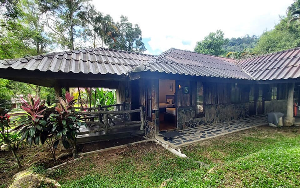 บ้านจามจุรี ระเบียงไพร แวลลีย์ 