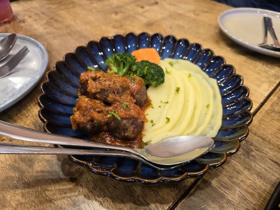 ไก่คาราเกะราดซอส Baanmelon desert