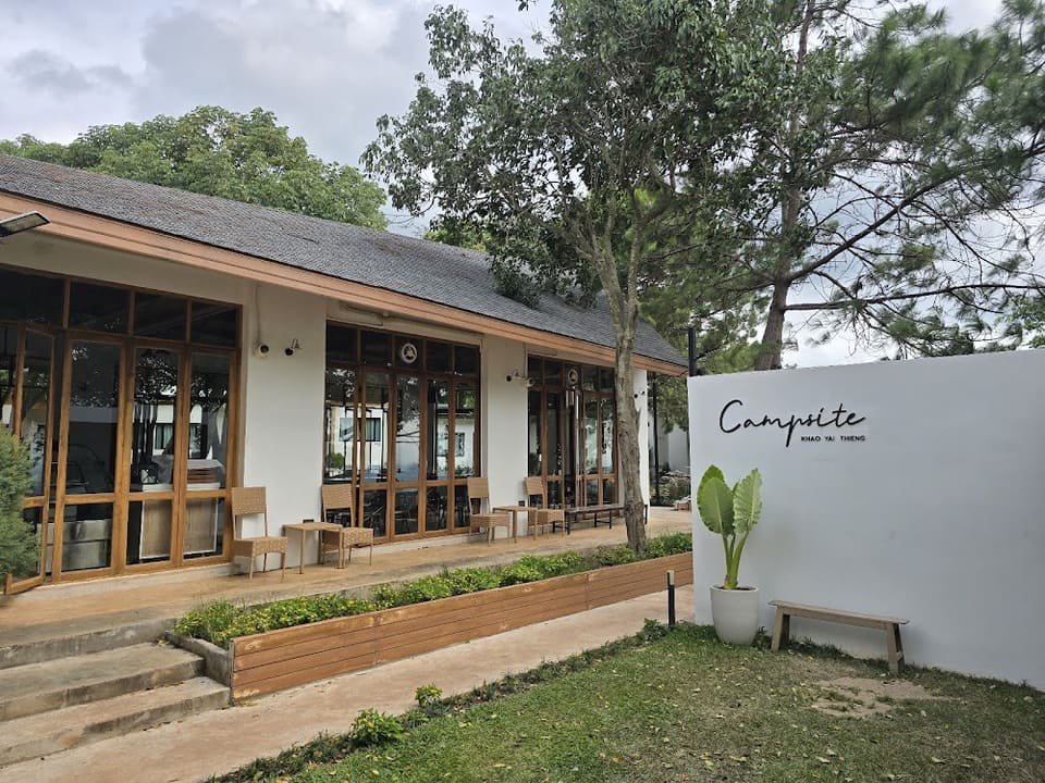 Campsite เขายายเที่ยง ที่พักเขายายเที่ยง