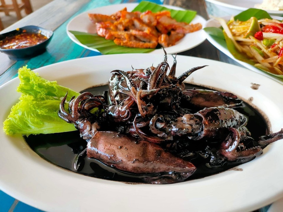เมนูซิกเนเจอร์ของร้าน ยกยอ เกาะล้าน