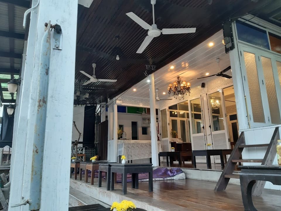 บ้านคลองอัมพวาโฮมสเตย์ ที่พักอัมพวา