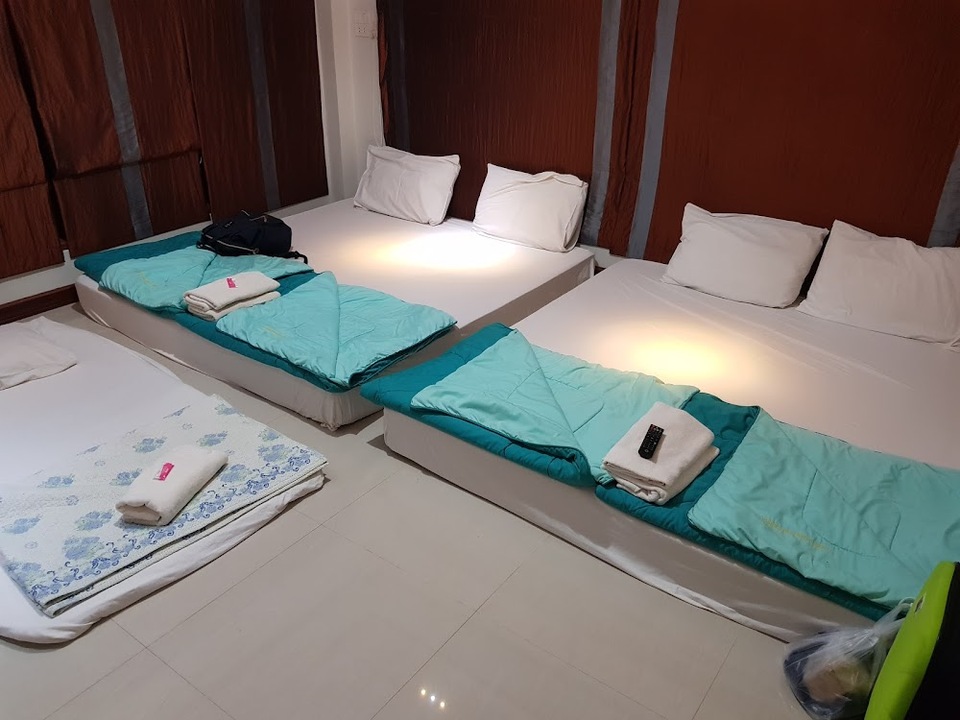 ห้องพักดี มีสิ่งอำนวยความสะดวกครบ ที่พักอัมพวา