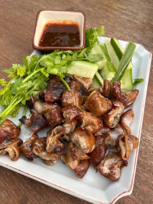 ไส้ย่างแสงออกปาก Jen-ko-house