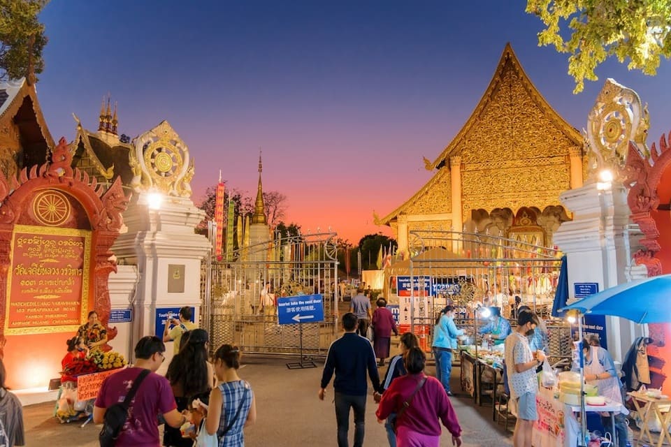 ถนนคนเดินท่าแพ ถนนคนเดินเชียงใหม่
