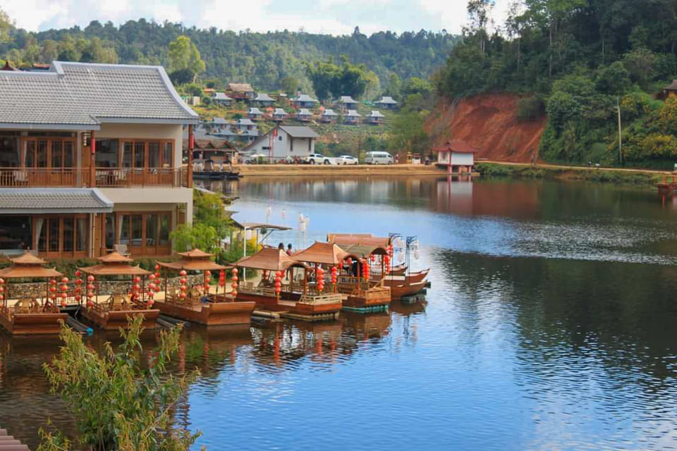 ที่พักใกล้น้ำ
