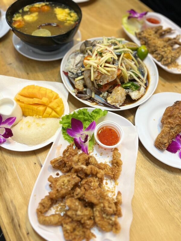 รสชาติถึงใจ ยำปูม้าเจ็ดยอด