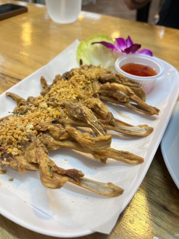 ปากเป็ดทอด ยำปูม้าเจ็ดยอด
