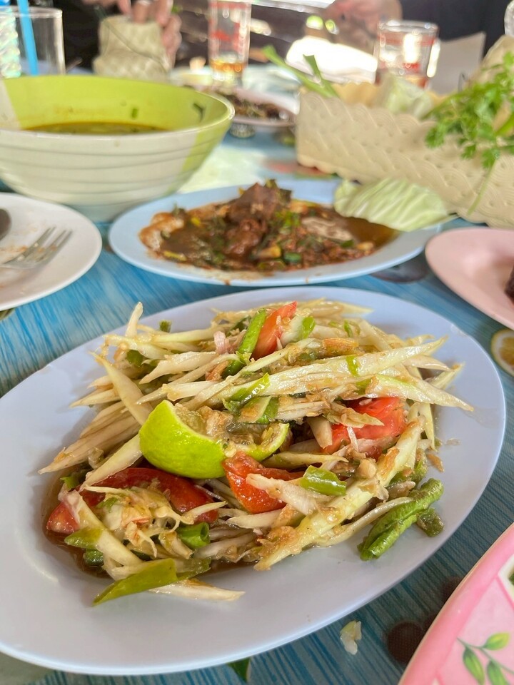 มีส้มตำ